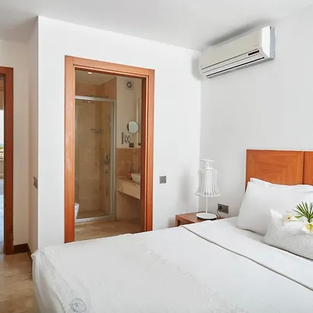 Flow Surf & Hotel 3*