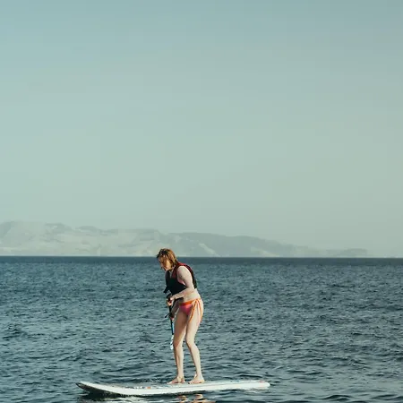 Flow Surf & Hotel 3*