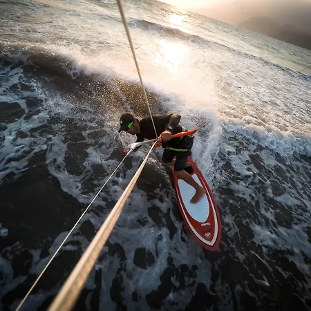 弗洛达特卡冲浪及海滩酒店 酒店 达特恰